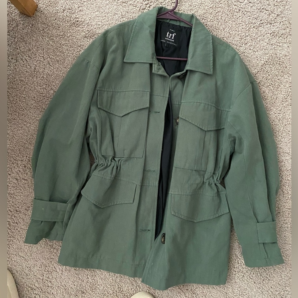 Zara Oversized Pleated Sleeves OverShirt Coat Jacket Khaki Green Utility size XS